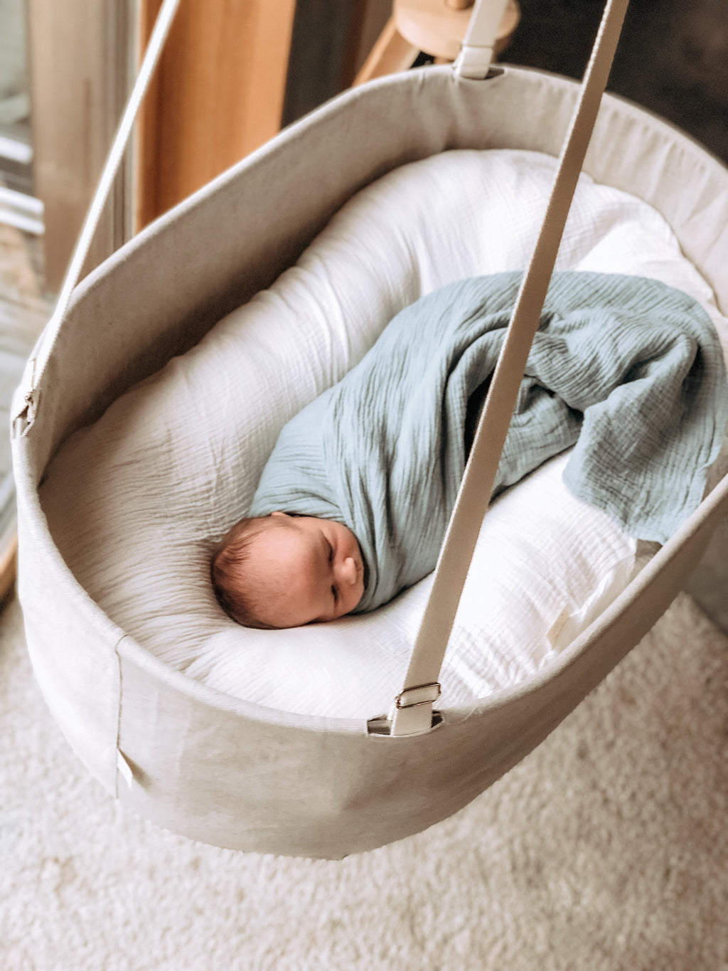hanging cradle, perfect  baby bed, snuggle baby bed, cozy baby cradle, safe baby bassinet, natural baby bassinet, sensory baby cradle, sensory baby bassinet, rocking cradle, baby muslin swaddle, gauze muslin swaddle, large swaddle, large muslin swaddle, sensory lounger, sensory newborn lounger, sensory baby nest, snuggle nest