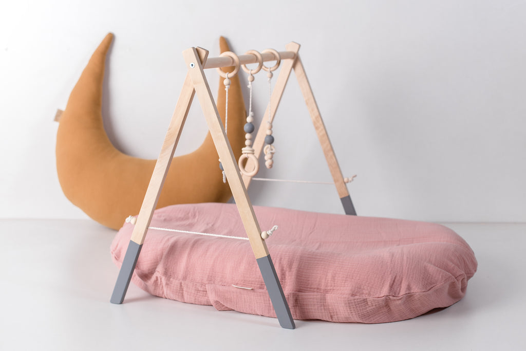 Baby Lounger + Dusty Pink Slip-on-cover